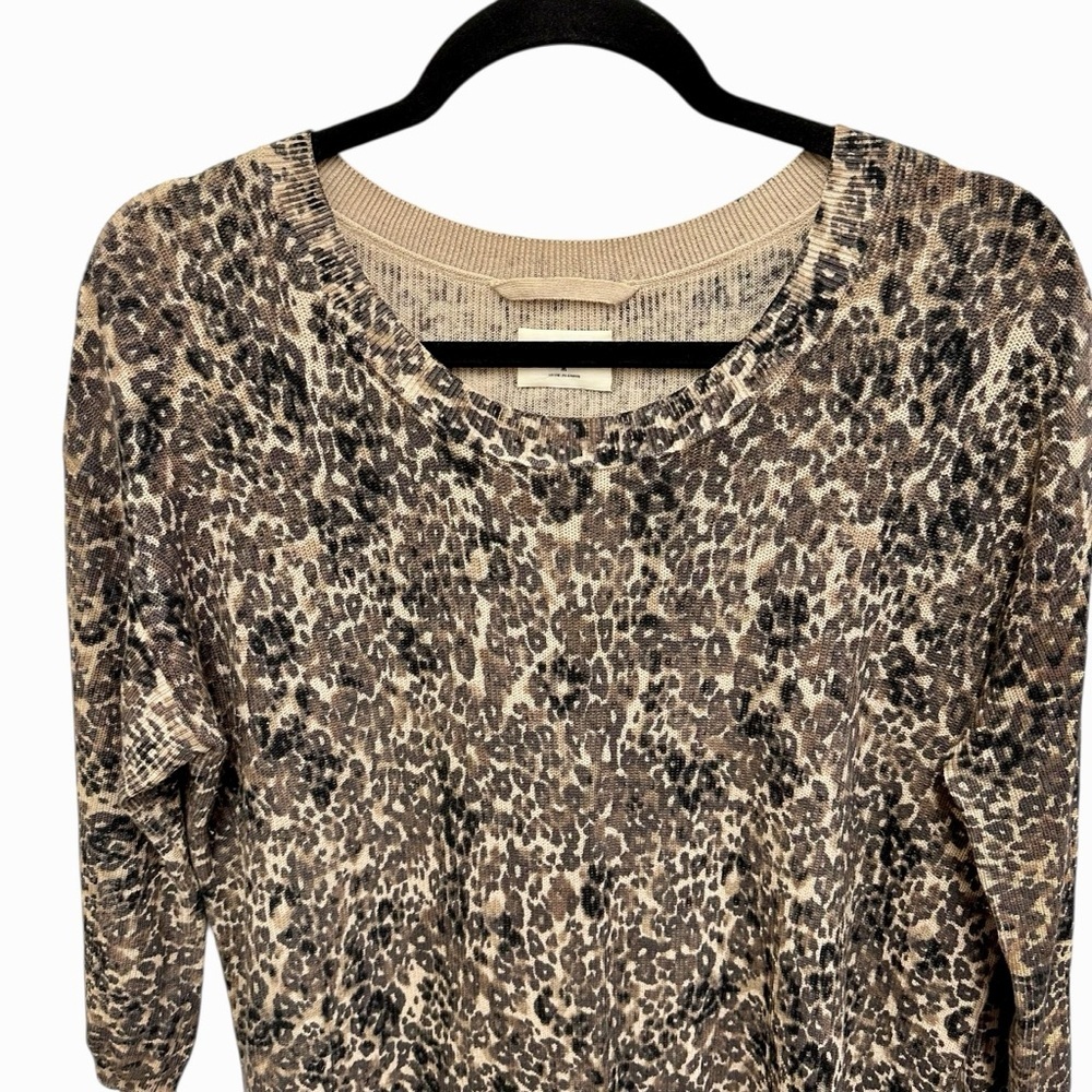 Aritzia Wilfred Balzac artsy contemporary leopard print silk cashmere sweater - Picture 5 of 12